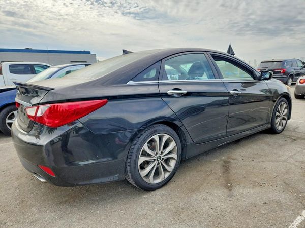 2014 HYUNDAI SONATA