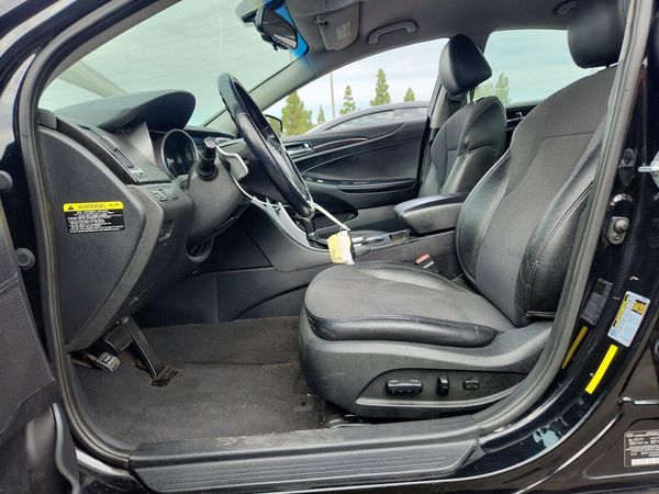 2014 HYUNDAI SONATA