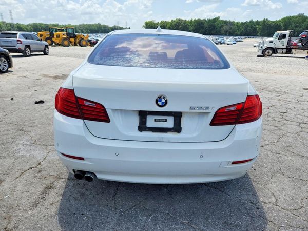 2016 BMW 528
