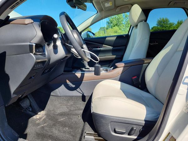 2024 MAZDA CX-30 Premium Package