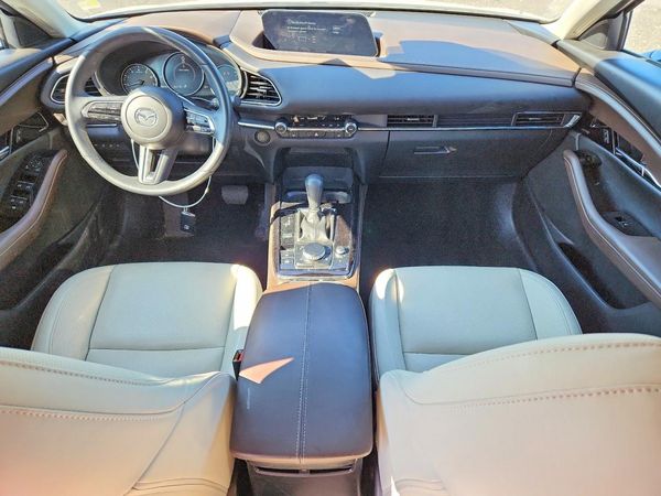 2024 MAZDA CX-30 Premium Package