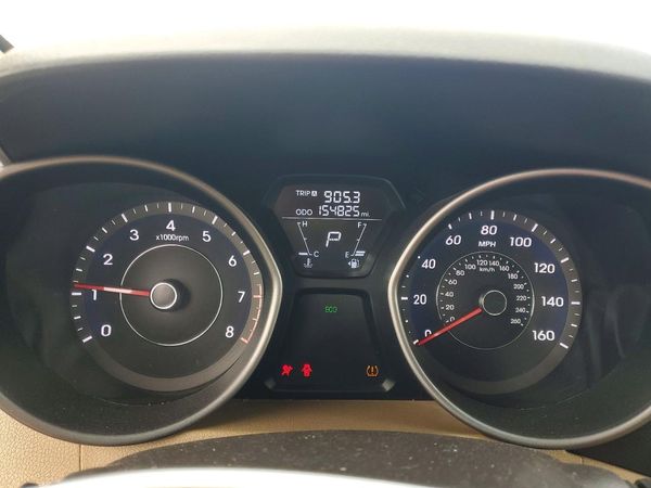 2013 HYUNDAI ELANTRA