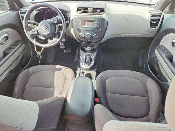 2015 KIA SOUL GL(Middle-low grade)