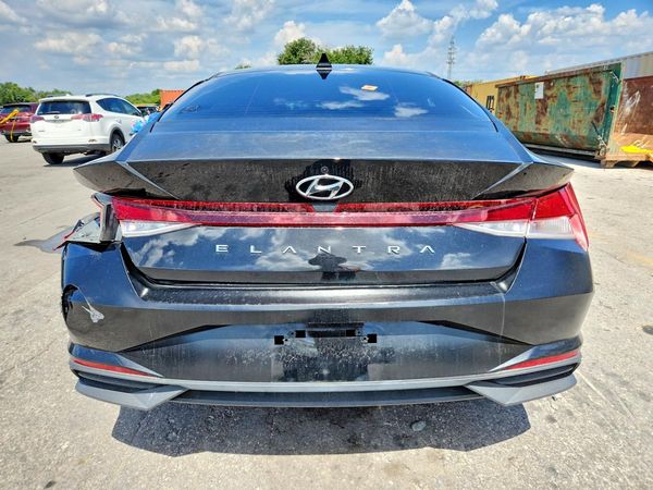 2021 HYUNDAI ELANTRA