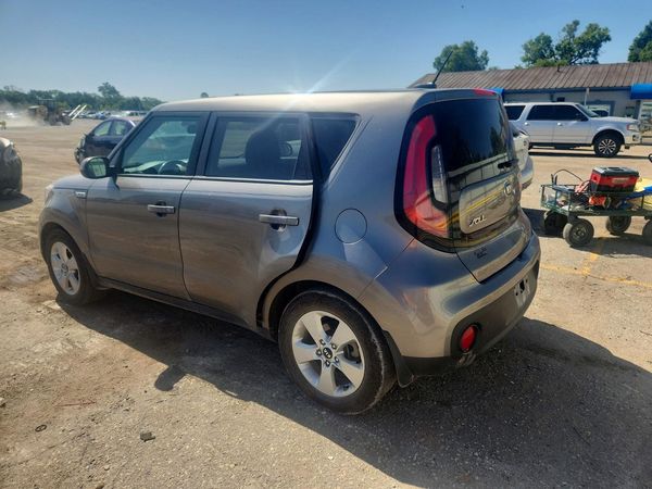2017 KIA SOUL Base