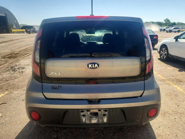 2017 KIA SOUL Base