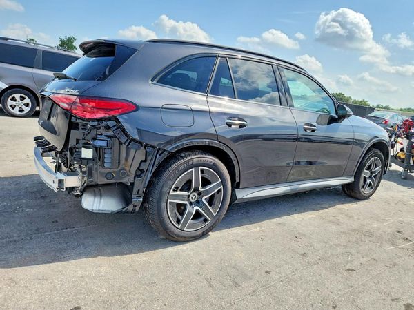 2025 MERCEDES-BENZ GLC GLC300 4MATIC