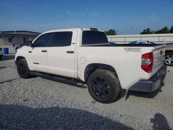 2018 TOYOTA TUNDRA SR5