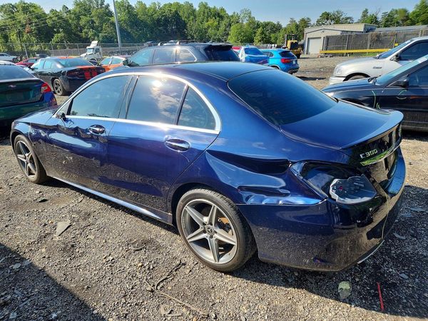 2018 MERCEDES-BENZ C C300d-4M