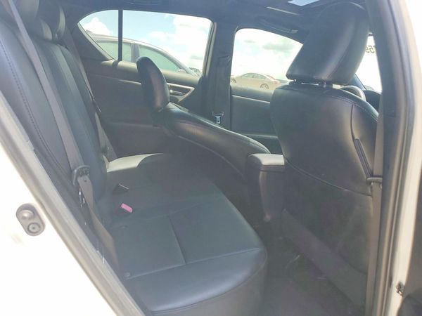 2012 LEXUS CT 200h