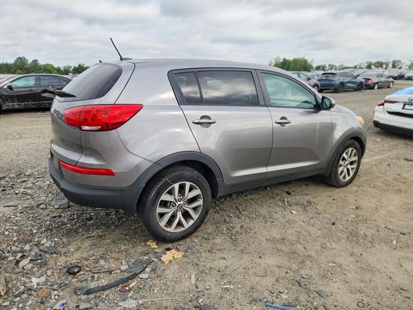2015 KIA SPORTAGE GL - Middle-low