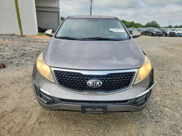 2015 KIA SPORTAGE GL - Middle-low