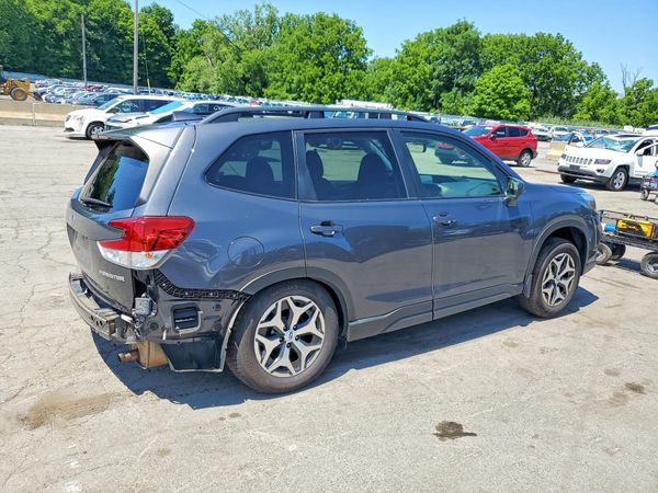 2021 SUBARU FORESTER