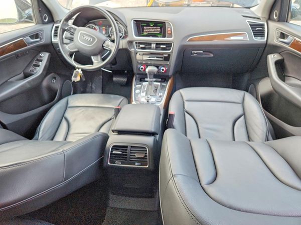 2016 AUDI Q5 quattro Premium Plus