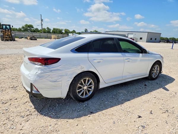 2018 HYUNDAI SONATA SE, Eco