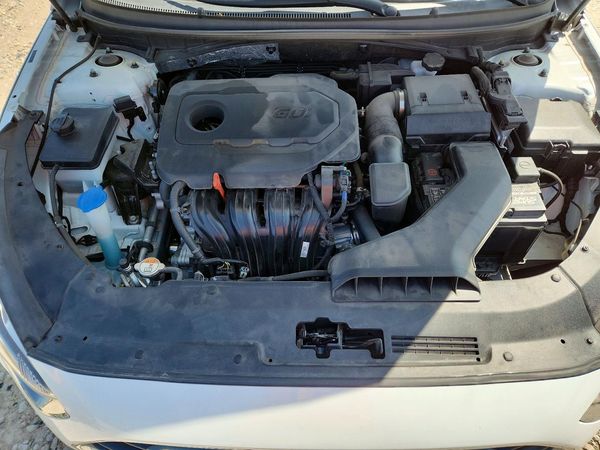 2018 HYUNDAI SONATA SE, Eco