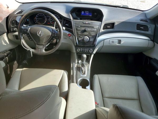 2017 ACURA ILX Base/Acura Watch Plus