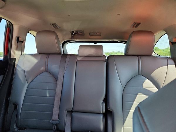 2021 TOYOTA HIGHLANDER XLE Nav
