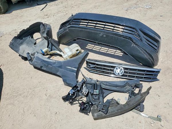2017 VOLKSWAGEN PASSAT