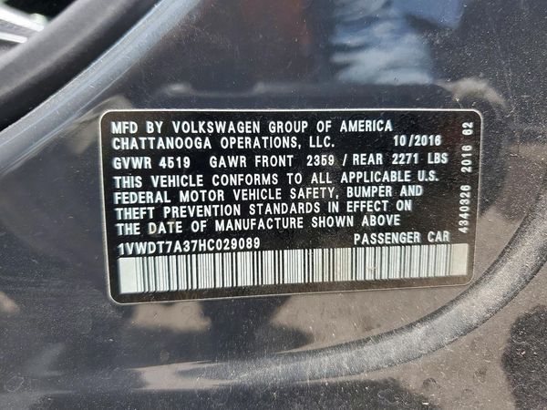2017 VOLKSWAGEN PASSAT
