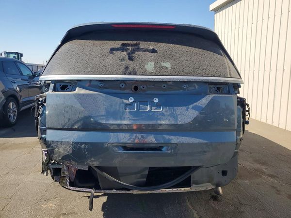 2022 KIA CARNIVAL EX