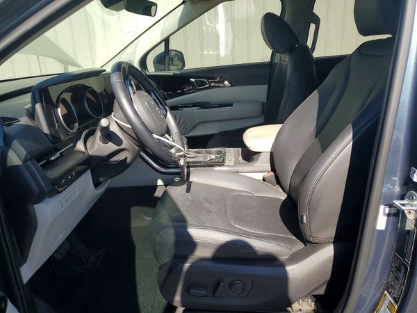 2022 KIA CARNIVAL EX
