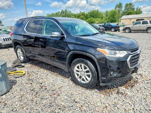 2020 CHEVROLET TRAVERSE LT
