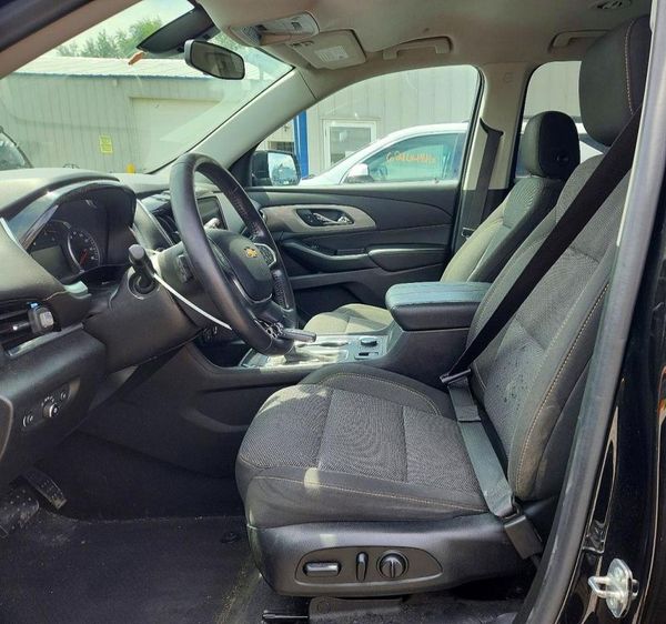 2020 CHEVROLET TRAVERSE LT