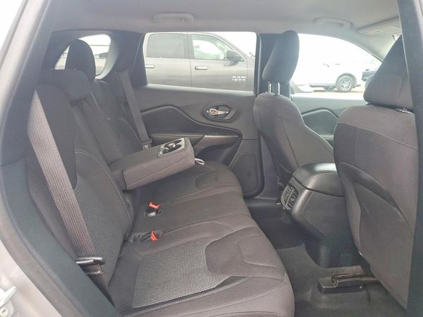 2020 JEEP CHEROKEE LATITUDE FWD