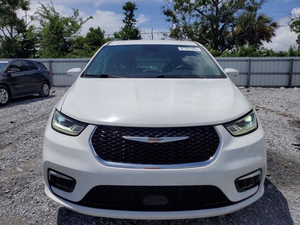 2022 CHRYSLER PACIFICA