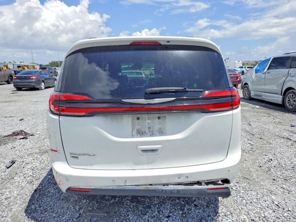 2022 CHRYSLER PACIFICA