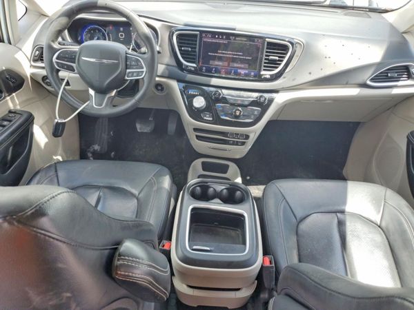 2022 CHRYSLER PACIFICA