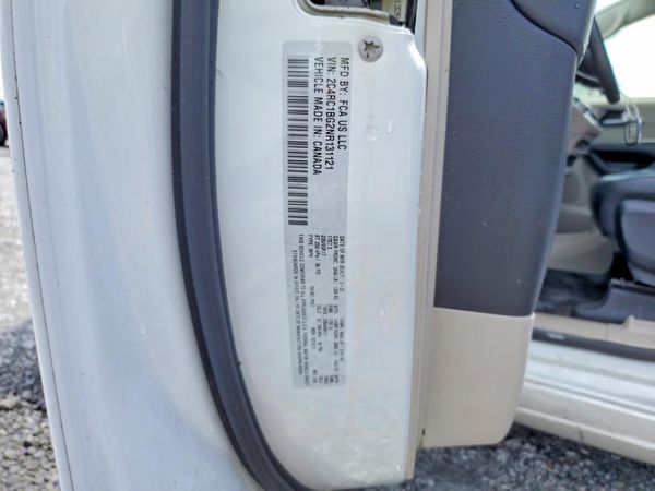 2022 CHRYSLER PACIFICA