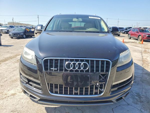 2013 AUDI Q7 Premium Plus