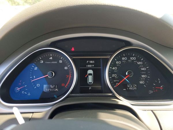 2013 AUDI Q7 Premium Plus