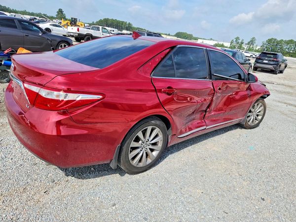 2017 TOYOTA CAMRY XLE/XSE