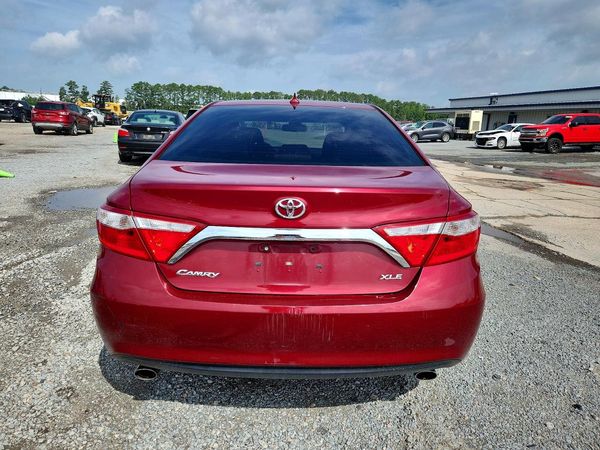 2017 TOYOTA CAMRY XLE/XSE
