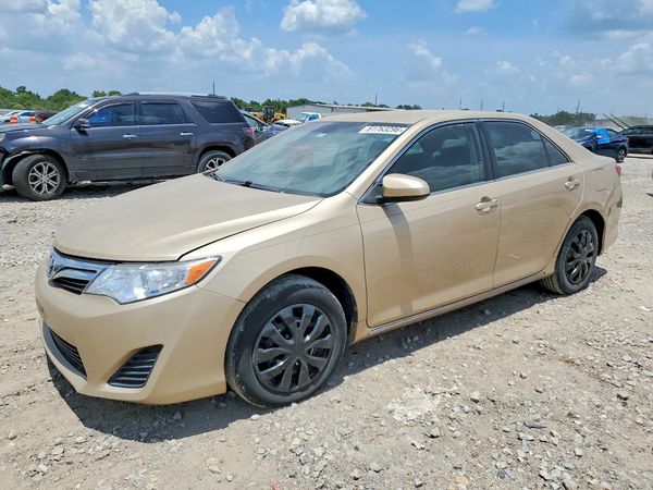 2012 TOYOTA CAMRY