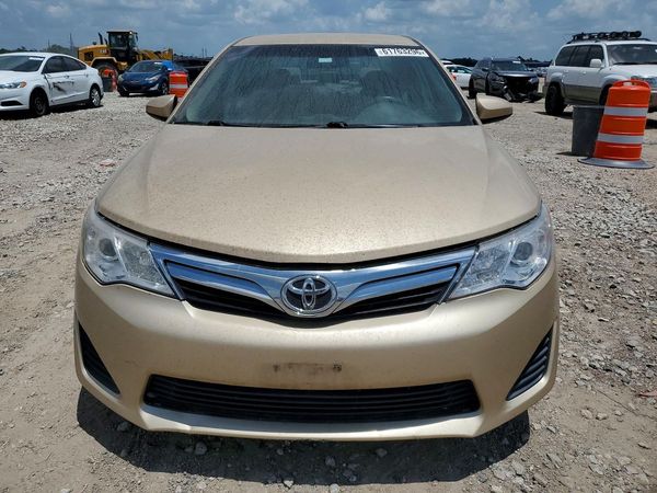 2012 TOYOTA CAMRY