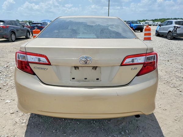 2012 TOYOTA CAMRY