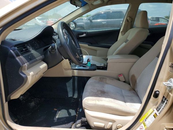 2012 TOYOTA CAMRY