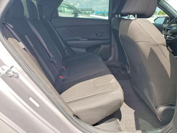 2025 HYUNDAI ELANTRA Blue, SEL Sport