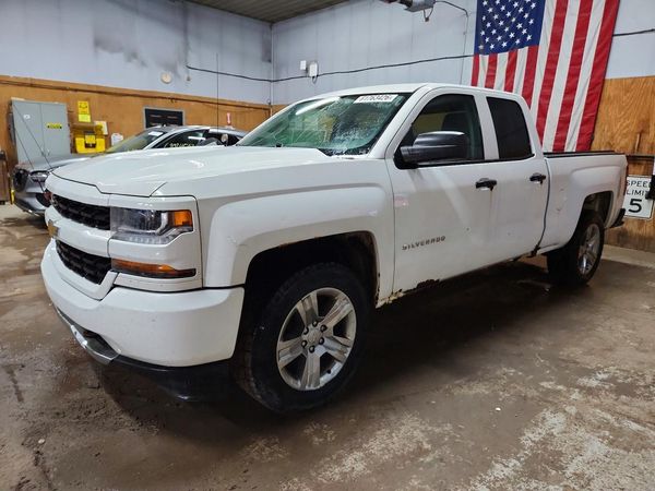 2017 CHEVROLET SILVERADO Custom