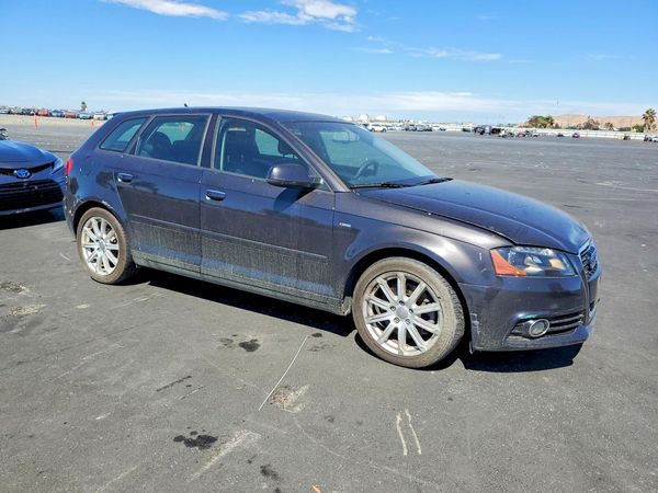 2013 AUDI A3
