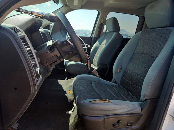 2013 RAM 1500 ST