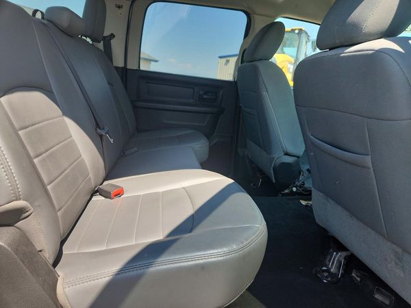 2013 RAM 1500 ST