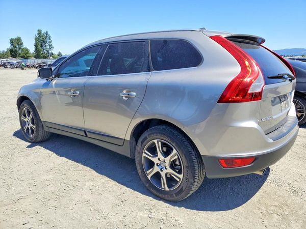 2013 VOLVO XC60