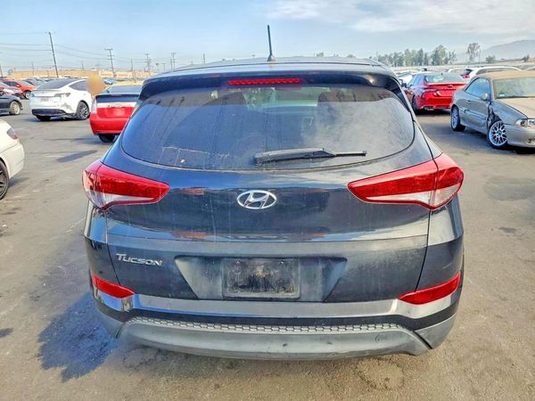 2018 HYUNDAI TUCSON