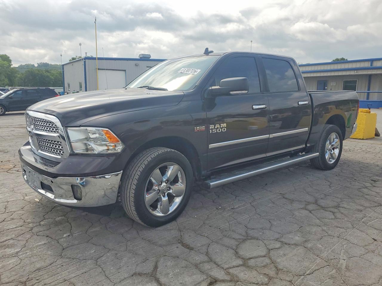 2017 RAM 1500 SLT