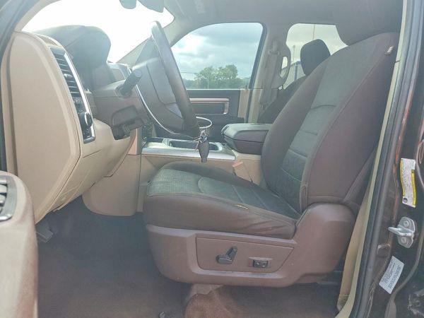 2017 RAM 1500 SLT